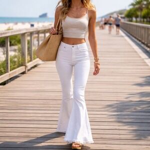 Saints & Hearts White Bell Bottom Flare Jeans Frayed Hem  Large NEW Boho
